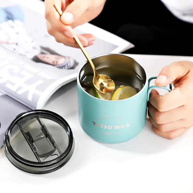 Nordic Style Metal Coffee Cup with Lid Office Workers Portable Coffe Milk Breakfast TYESO Mug Tazze Colazione Caneca Criativa