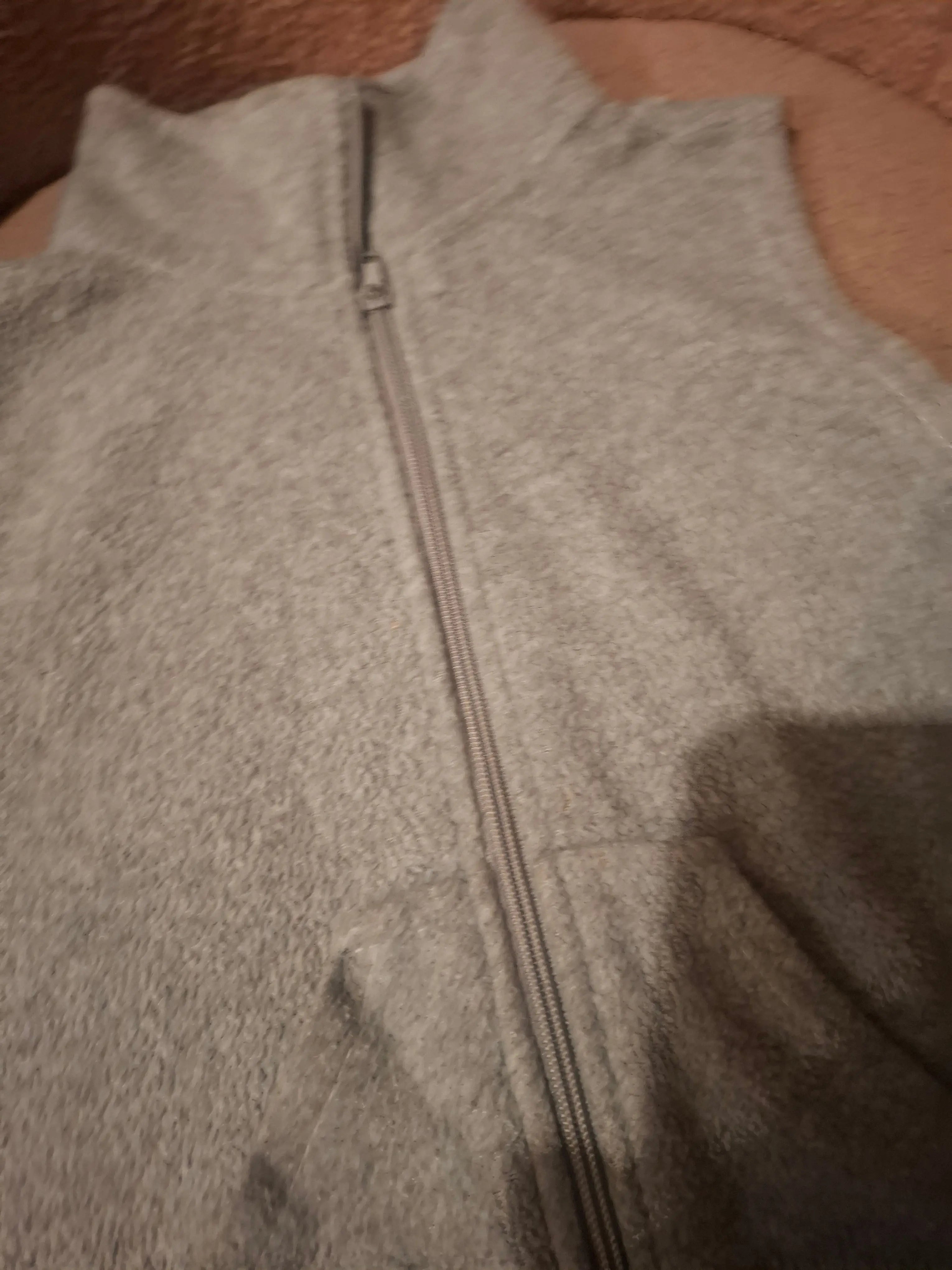 Chaleco color gris claro (usado) - Astrolyms